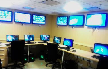 Central Monitoring Station SOLUTION HIGHLIGHTS: Live viewing of more than 1000 cameras.