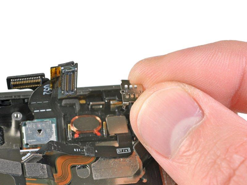 camera retainer away from the case of your iphone.