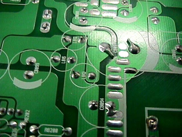 9) Power off in 2 ~ 3 minutes(protection) L813 Cold Solder Symptom : As soon as the power on, it s off in 2-3minutes.
