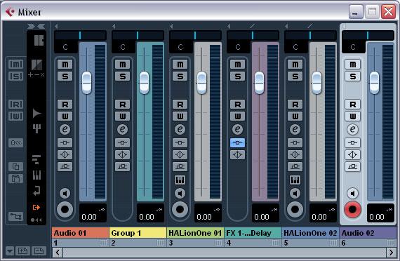 The audio-related channel strips Narrow/Wide button The common panel (see The common panel on page 71) Pan control The Can Hide State for the channel Level fader USO RESTRITO Record Enable and
