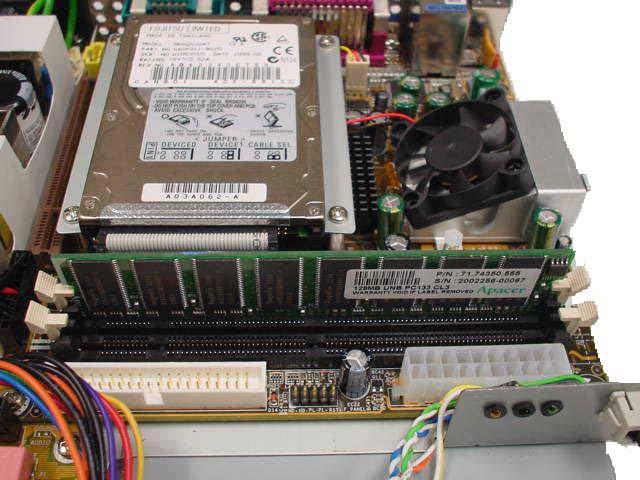 Installing memory Clicks at sides of the RAM module SDRAM Align