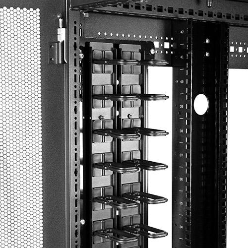 into your rack. The horizontal mounting rail method attaches the cable management panel to the horizontal mounting rails that run along the side of your rack.