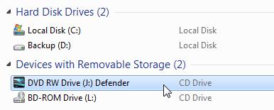 Kanguru Defender Manager 2. Kanguru Defender Manager Kanguru Defender Manager (KDM) is the client program preloaded on the Defender s CD-ROM partition.