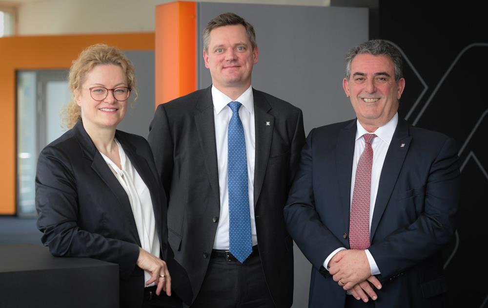 The Weidmüller Executive Board Elke Eckstein Chief Operating Officer (COO) Jörg Timmermann Speaker of the