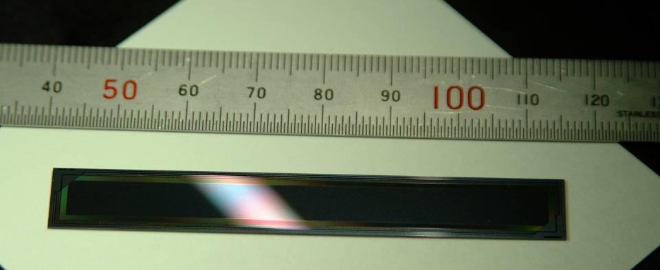 1024 strips on each side 10.5mm 8.5mm Strip pitch = 51μm in U-V direction.