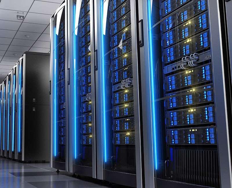 Datacom The Modern Data Center Massive deployments of 25G, 100G, 200G and 400G optics are driven by