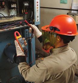 Fluke 902 FC True-rms HVAC Clamp Meter Improve productivity in the field The Fluke 902 FC delivers the features necessary to diagnose and repair HVAC systems.