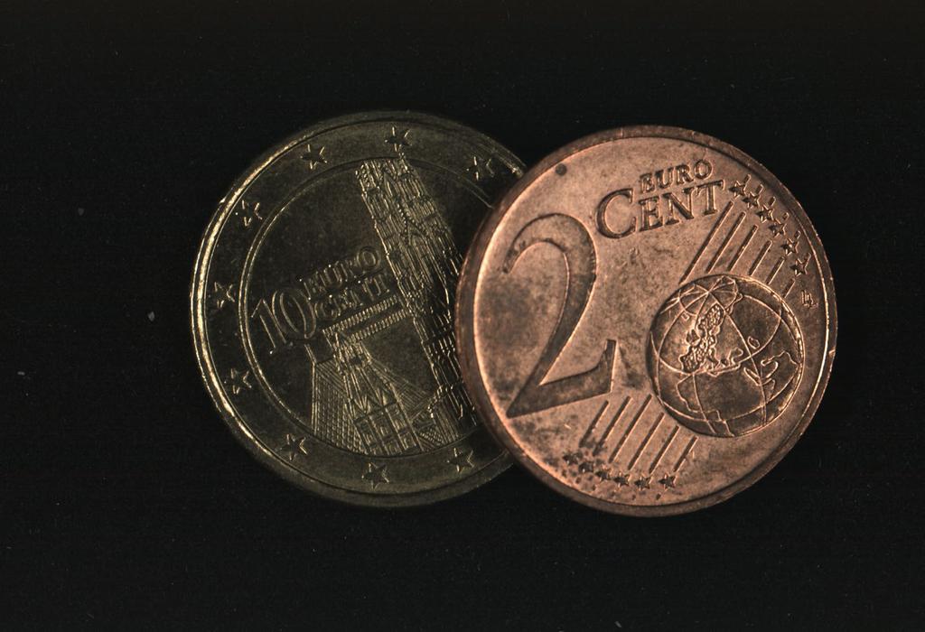 EXAMPLE: EURO CENT COINS IMAGE STACK 10 Euro Cent coin Diameter 19.