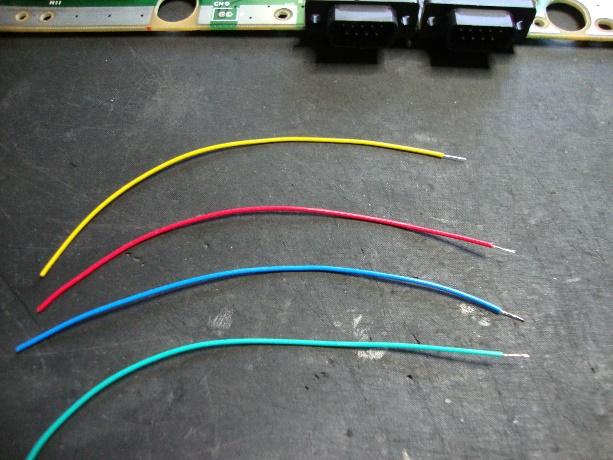 Cut 4 x 80CM lengths of appropriately coloured multi-strand wires, strip and tin the ends as shown. Now it s time to mount the new amplifier PCB.