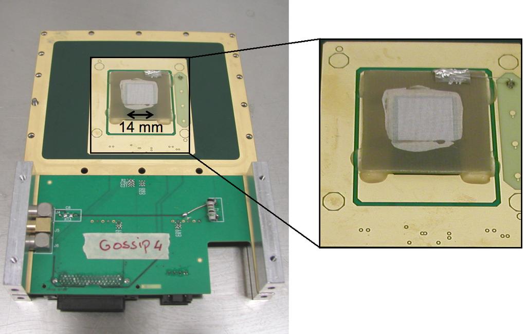 7.2. Detector eﬃciency Figure 7.3: Left: A GOSSIP detector without the gas seal. The cathode is a fine mesh 1 mm above the grid.