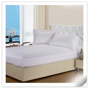BD024 3 Fitted Sheet Dimensions: 93cm x 193cm + 23cm (3 x 6 3 +9 ) Weight: 450g Material: 50% Polyester 50% cotton Thread Count: 240