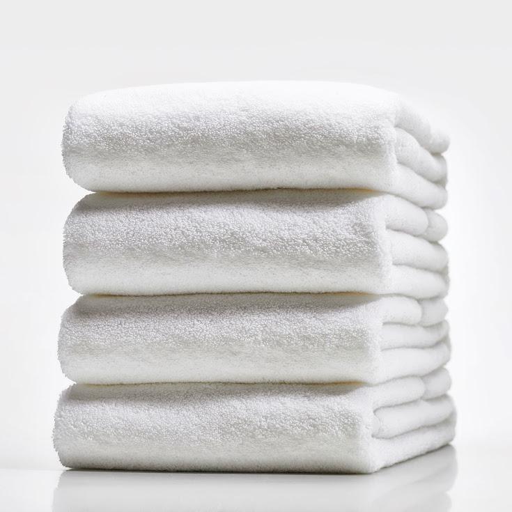 BR004 Bath Towel Dimensions: 70cm x 140cm (2 3 x 4 6 ) Weight: 500g