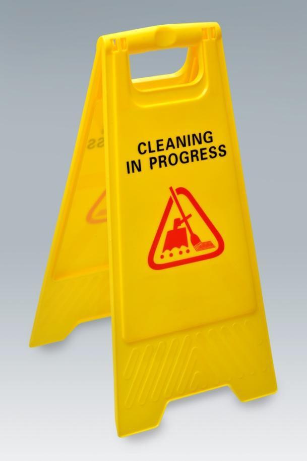 RK019 Yellow Floor Sign: CLEANING IN