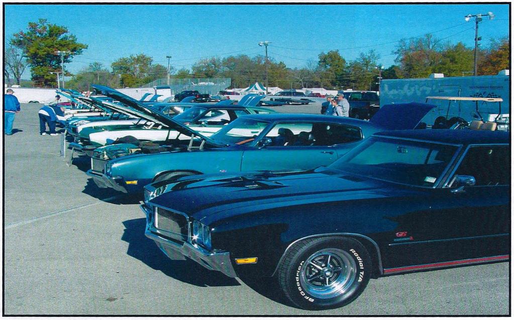NEWSLETTER OF THE IOWA HAWKEYE CHAPTER BCA Page 8 Original GS Owners Gather at GS Nationals Article from Alan Oldfield s Buick Stories Among the hundreds of Buicks and Buick lovers at this year's