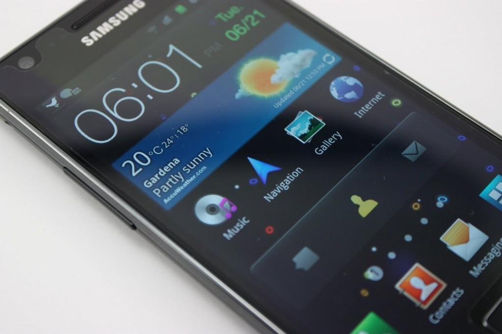 1. Light and thin Samsung Galaxy S II It is