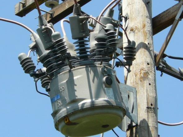 have 13kV ties to adjacent circuits. Allow additional back-up ties to an average of 1,025 customers per location.