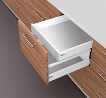 Inner drawer - height M Product Description Space requirement - Suitable inner drawers for TANDEMBOX antaro - Back height M - Front piece and drawer sides made from epoxy coated steel (silk white,