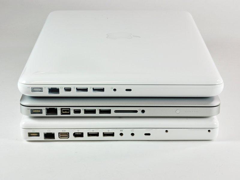 Paso 2 Top: New MacBook, Middle: MacBook Pro, Bottom: Old MacBook FireWire is gone!