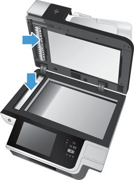 3. Clean the scanning glass and scanning strip with a soft, lint-free cloth that has been sprayed with a mild glass cleaner.