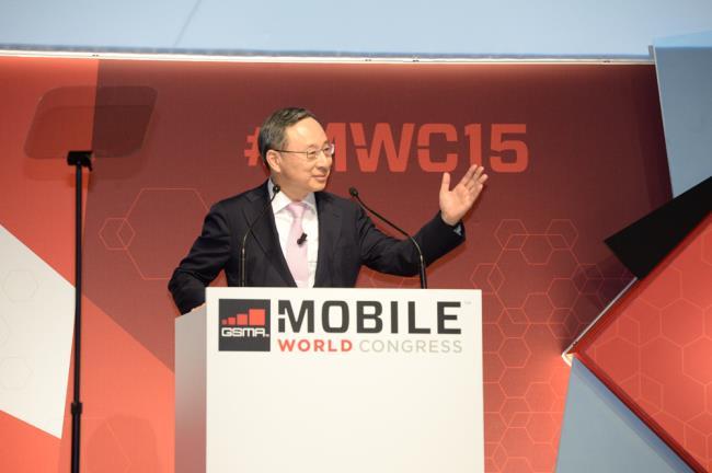 5G: The Beginning MWC 2015 We must not jump too fast into the next generation of networks. Let's enjoy 4G.
