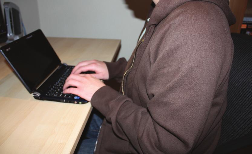 Ergonomic Advice As you will be using your netbook in a variety of different locations, and probably for extended periods of time, it is vital that you sit in the correct position when you use your