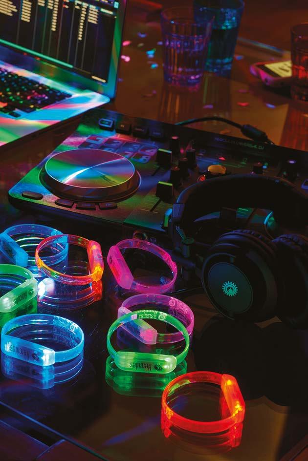 DJSPEAKER 32 PARTY PARTY NOW, BECOME A DJ FUN, HIGH-QUALITY SPEAKERS TO LIGHT UP ALL YOUR PARTIES!