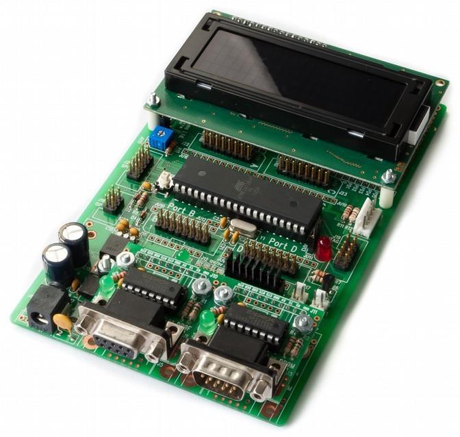 The AVR1284-3U board with 4x20 LCD