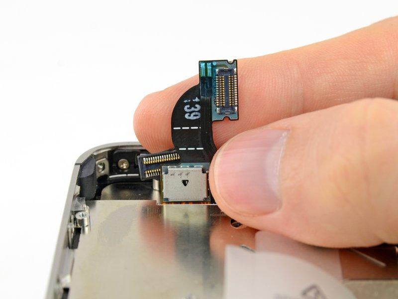 Step 42 Display Assembly Installation (Cont'd) Whether installing a replacement display assembly or re-using the existing display assembly, note the following: Carefully straighten the digitizer and
