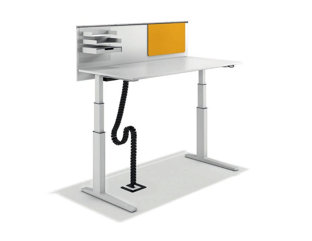 This height-adjustable desk allows you to alternate at work between sitting and standing. Formally minimalist; optically and technically based on the Workstation.