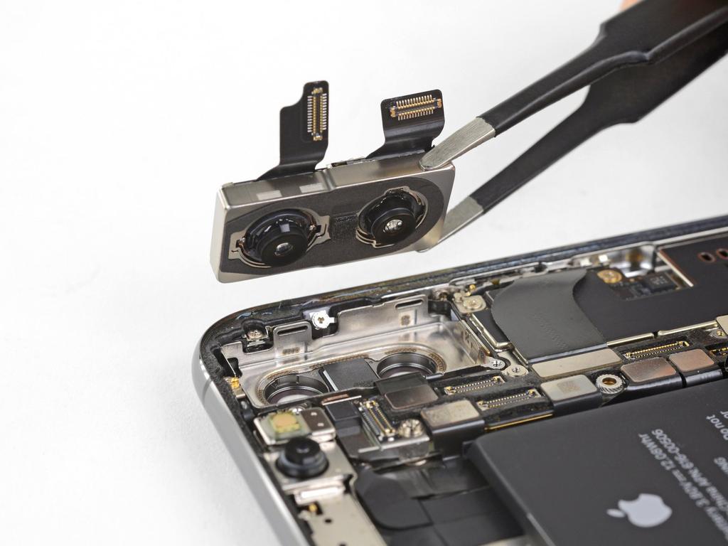 iphone XS Max Rear-Facing Cameras Replacement Replace the primary camera assembly in the iphone XS Max.
