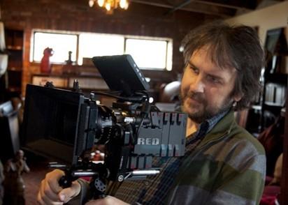 Peter Jackson talks about the Red Epic I find the picture quality [of RED cameras] appealing and attractive, and with the Epic, Jim and his team have gone even further.