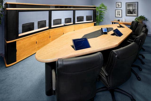 Room Environment Six seats on-camera in point-to-point calls and voice activated room switching mode Four seats on-camera in room continuous presence multipoint or calls with a traditional