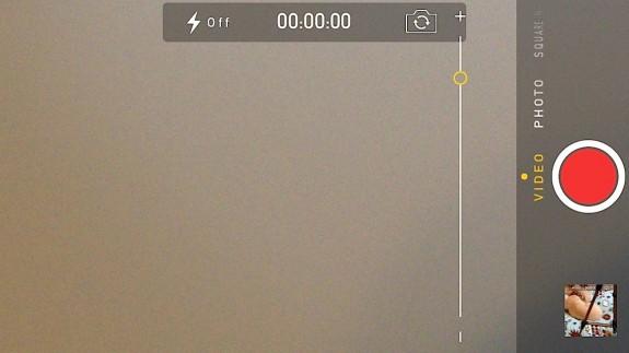 Zoom while shooting video in ios 7 on the iphone 5.