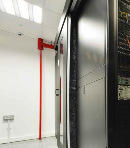 Freecool installations are designed and built from scalable standardised modules that can be interconnected in a bespoke arrangement supporting real world client applications.