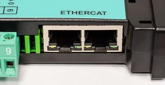ETHERCAT TECHNICAL SPECIFICATIONS Port 2x RJ45 10Base-T or 100Base-TX (auto-detect) The instrument features an ETHERCAT dual port that allows to exchange the weight and the main parameters with an