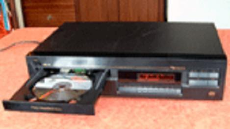 stylish bit of Nakamichi wizardry 7-1994 vintage SOLD October 2011 on trademe to Christchurch Sony