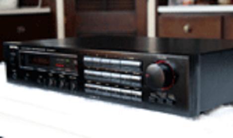 SOLD July 2011 on trademe to Alfriston, Auckland Rotel RTC-940AX tuner preamplifier Digital AM / FM tuner combined with a stereo preamplifier