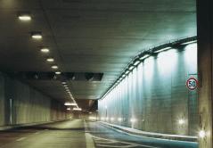 For both rail and road transport, tunnels are particularly critical spots. For this reason, programmable logic controllers play a key role here.