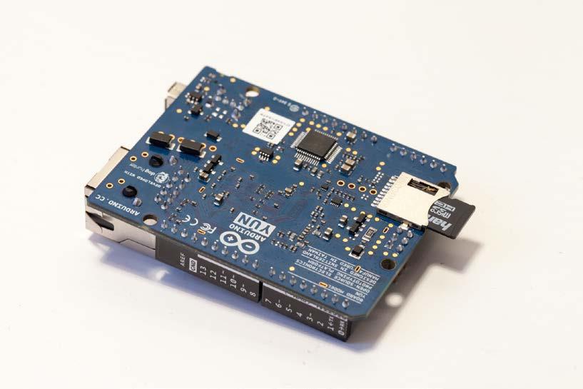Wi-Fi Remote Security Camera You can are now logged into the Arduino Yùn.