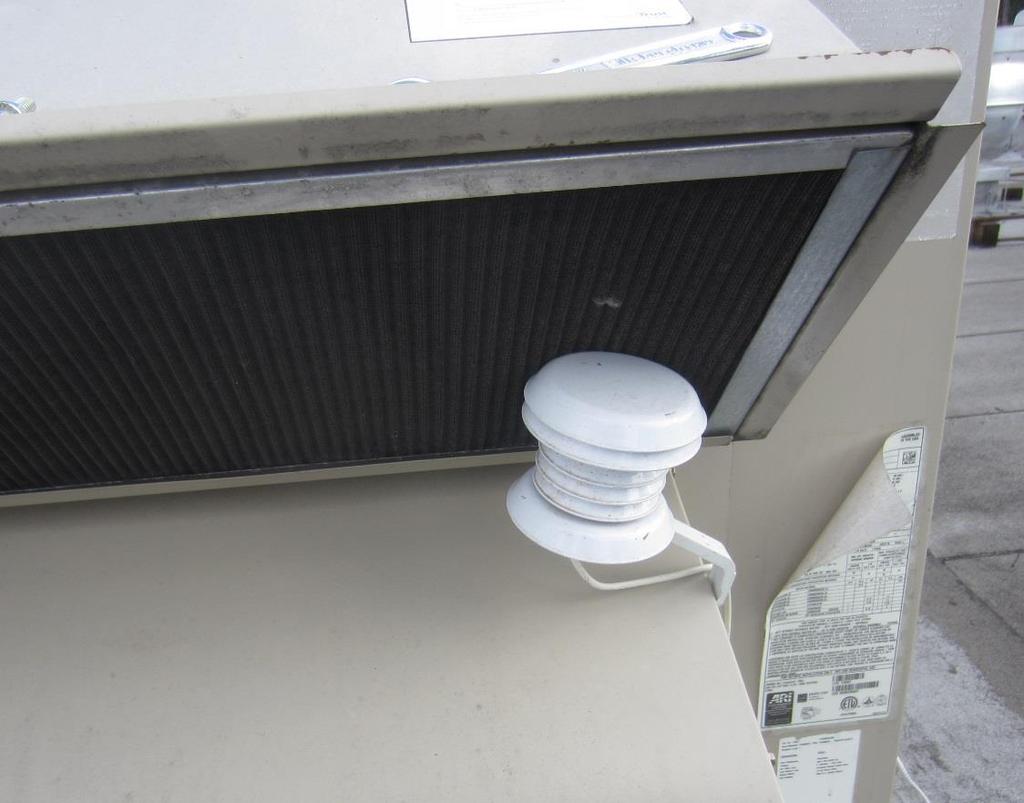 Point G: Outside Air Temperature and Relative Humidity We installed an outside air temperature and humidity sensor near the economizer inlet.