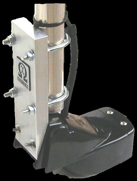 DEPTH TRANSDUCER The SonarMite system uses a boat shaped P66 transducer in a knock off fitting for fixing to the transom of a light boat or more commonly in a temporary mounting using a survey detail