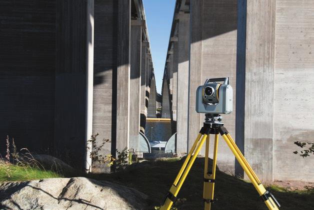 Boost productivity, save money and get greater versatility The Trimble SX10 captures rich point cloud data at 26,600 points per second and at a range of up to 600 m.
