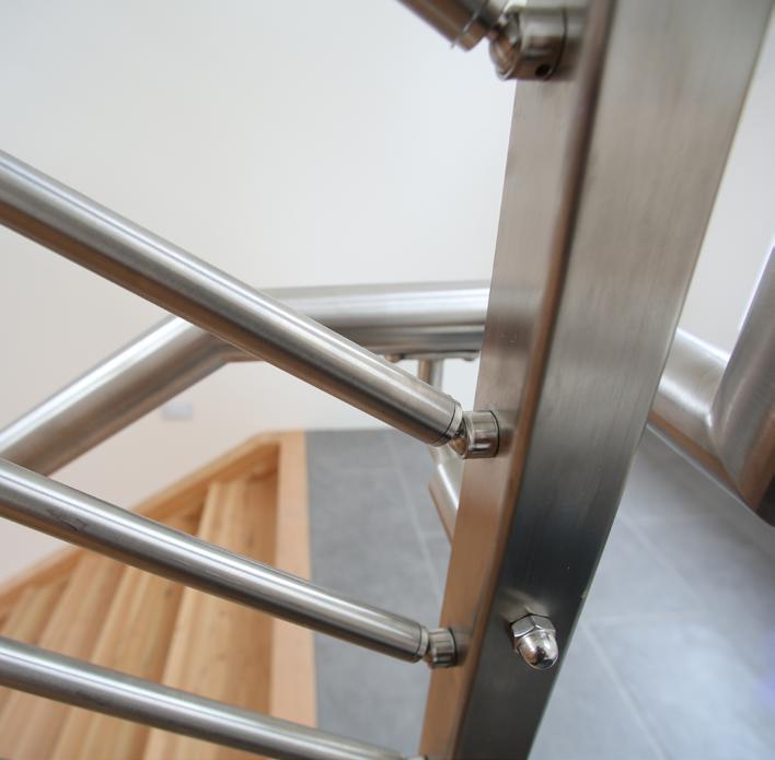 Introducing The Newest Clearview Line: The Olympus HORIzOntal BaR RaIl Olympus is the latest addition to the Clearview family of stainless steel railing systems that is