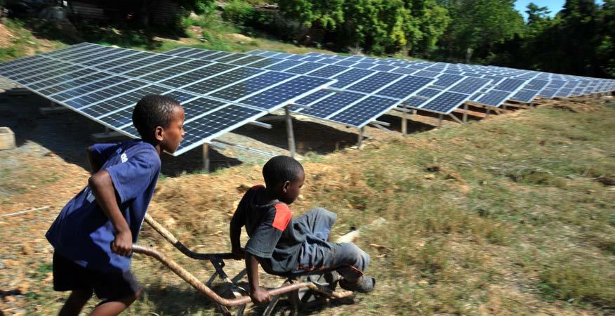 6 NETWORKING & BUSINESS OPPORTUNITIES Project Development Programme for developing and emerging economies The Renewable Energy Project Development Programme (PDP) is implemented by GIZ in close