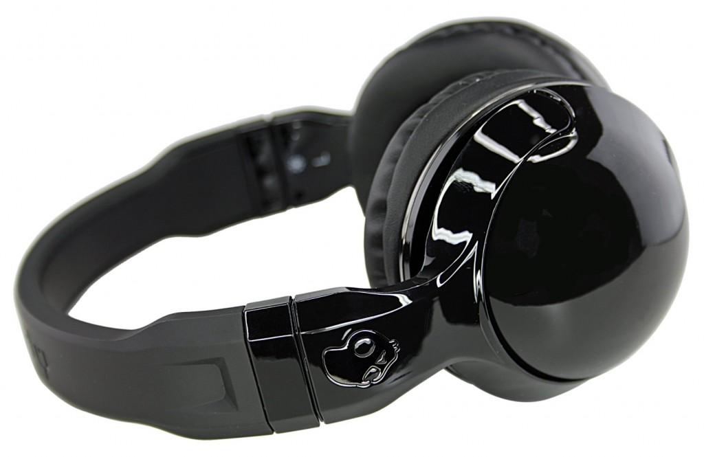 At the lower end of the price spectrum are these Skullcandy Hesh 2 Wireless headphones. They have a good battery life of up to 15 hours and are reasonably comfortable to wear.