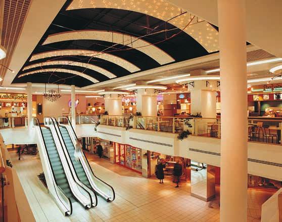 In shopping centers, the energy costs must be allocated to those parties who consumed the energy. The consumption costs are displayed in a structured manner and documented in charts and tables.