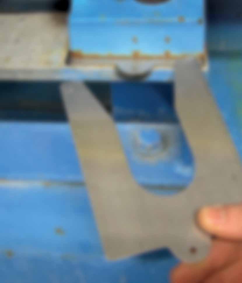 PERMABLOC precut shims the originals For quick and precise machine alignment Ideally, shims are used for vertical machine alignment. Traditionally, these levelling plates are cut to by hand.