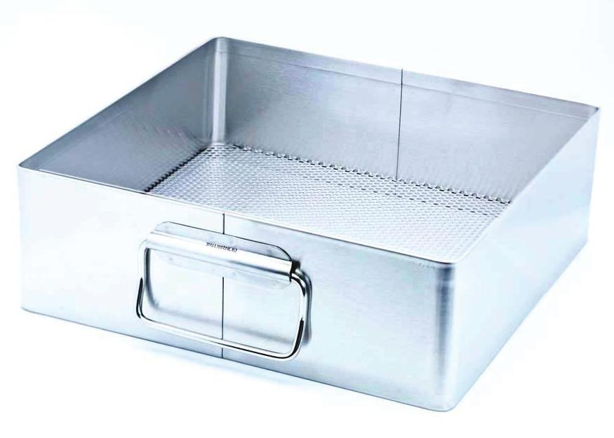 Stainless Steel Trays 97-20 Series Trays (w/o lids) 97-25 Series Trays (with lids) These trays are manufactured from stainless steel and feature 0.125 perforations in the bottom.