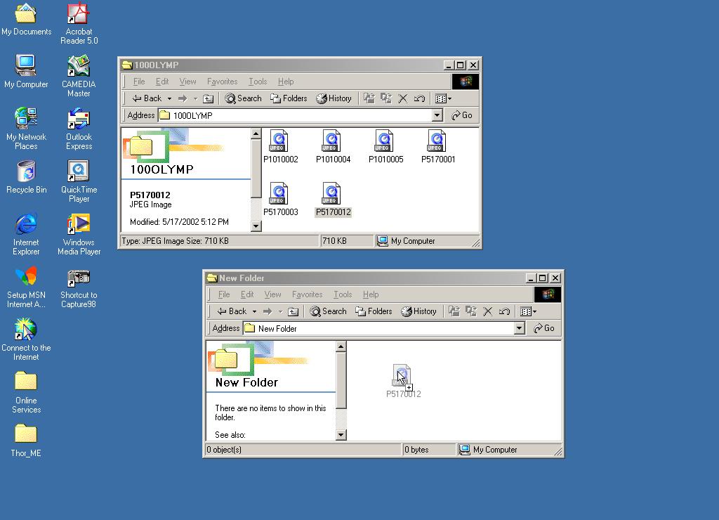 5 Copying files from/to a card <98/98SE Operation> 1. Insert a card into the adapter and connect it to the computer s USB port. 2. Double-click [My Computer] from the desktop. 3.