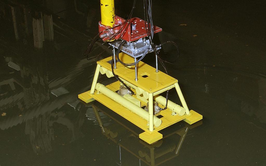Figure 10: Subsea structure in captive force measurement set-up Figure 11: Subsea structure in captive force